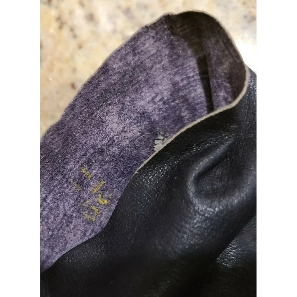 Vintage Women's Small Black Leather 10